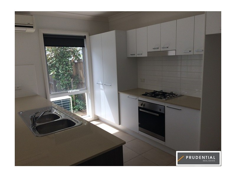 4 Horace Street, Middleton Grange NSW 2171