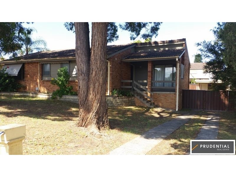 10 Wilkes Ave, Moorebank NSW 2170