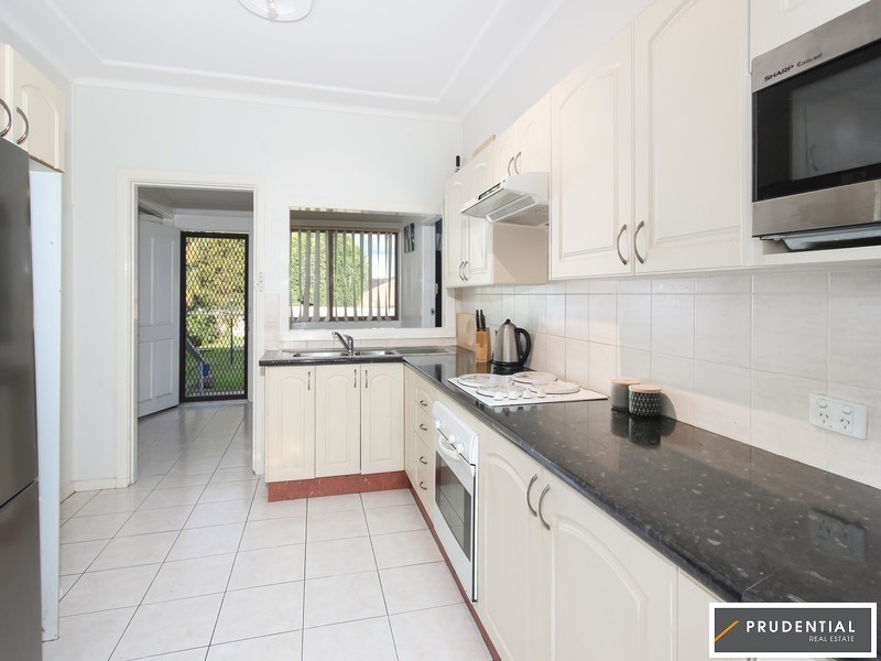 70 Coopers Avenue, Moorebank NSW 2170