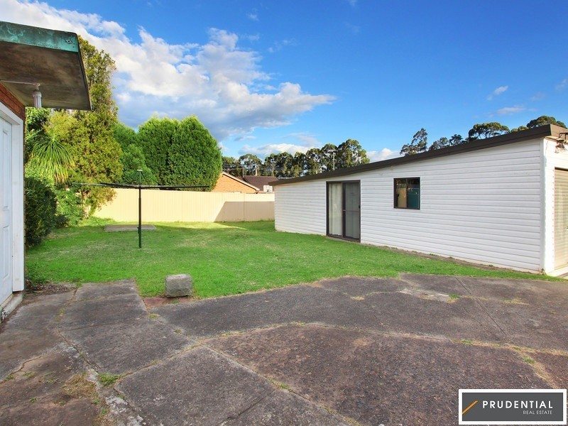 70 Coopers Avenue, Moorebank NSW 2170