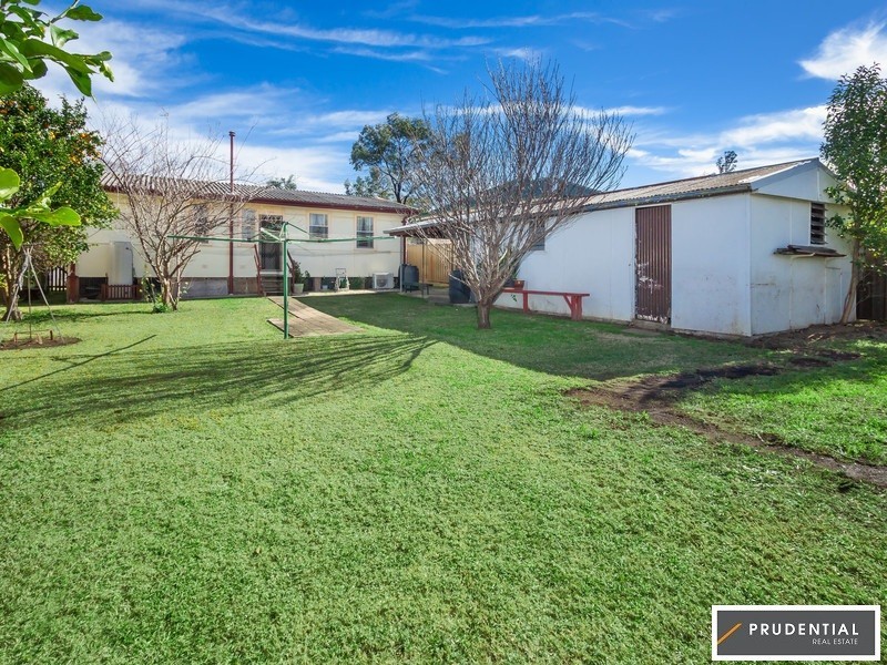 35 Glenwari Street, Sadleir NSW 2168