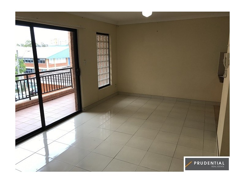 9/114 Bigge Street, Liverpool NSW 2170