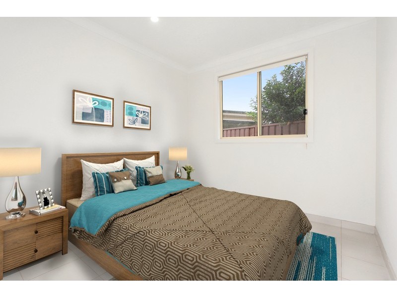 33a Solo Crescent, Fairfield NSW 2165