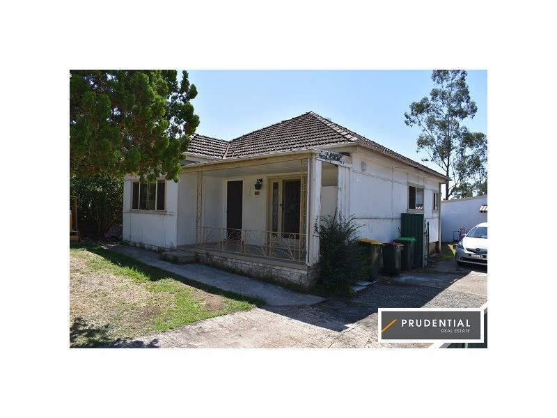 52 Maryvale Avenue, Liverpool NSW 2170