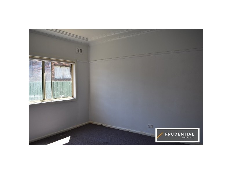 52 Maryvale Avenue, Liverpool NSW 2170