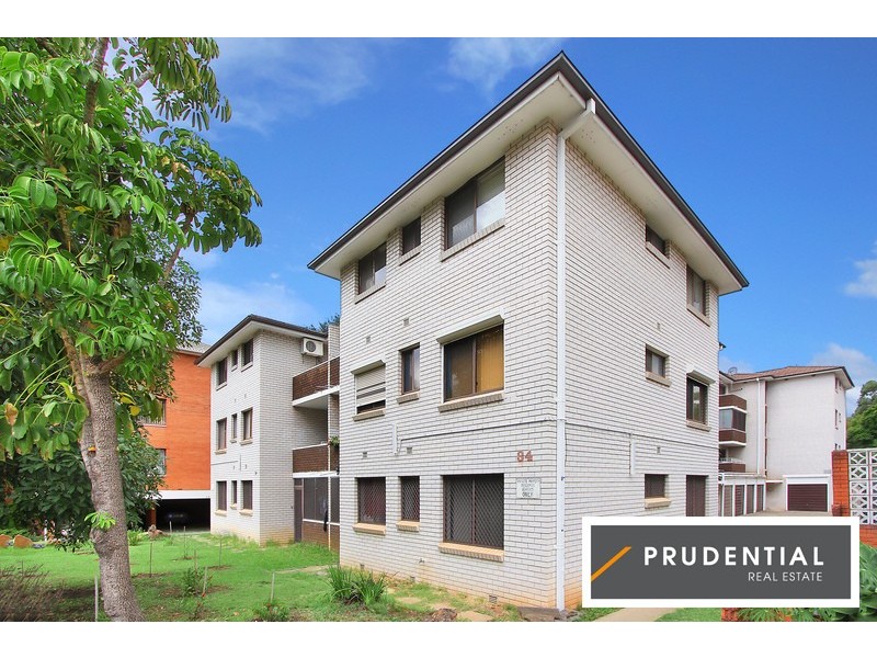 20/34 Remembrance Ave, Warwick Farm NSW 2170