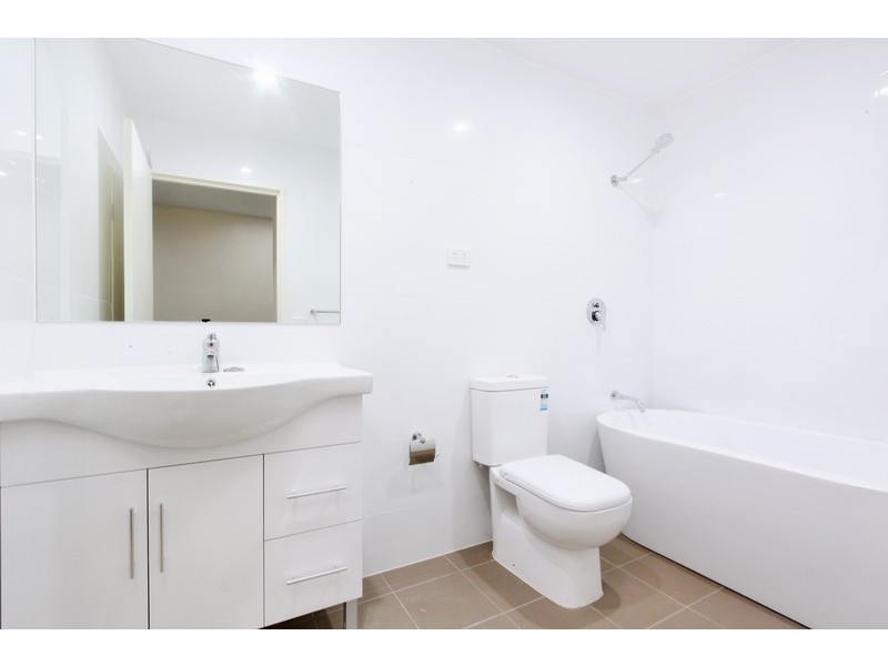 17/1 Browne Parade, Liverpool NSW 2170