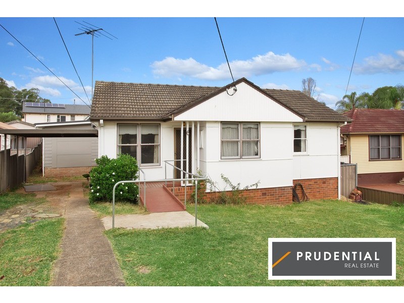 6 Lyndley Street, Busby NSW 2168