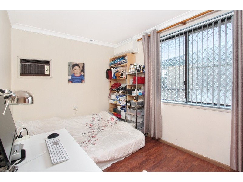 17 Lamont Place, Cartwright NSW 2168