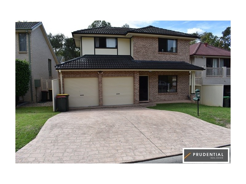 12 Lloyd Place, Casula NSW 2170