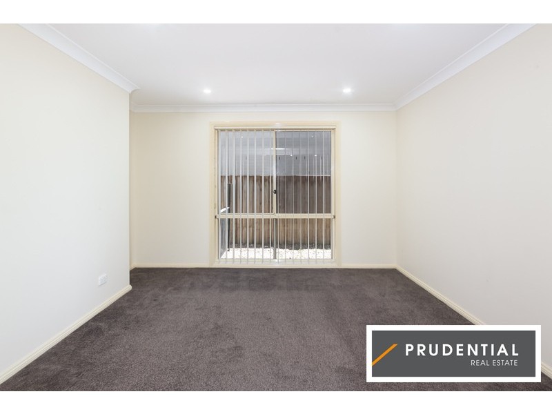 7 Roth Street, Casula NSW 2170