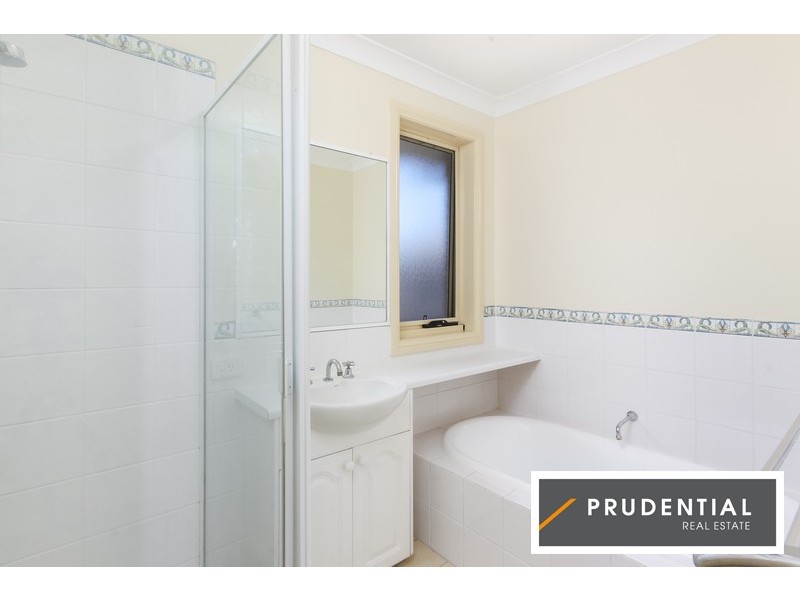 7 Roth Street, Casula NSW 2170