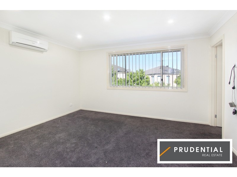 7 Roth Street, Casula NSW 2170