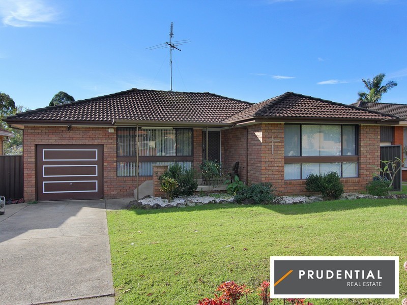12 Grose Ave, Lurnea NSW 2170