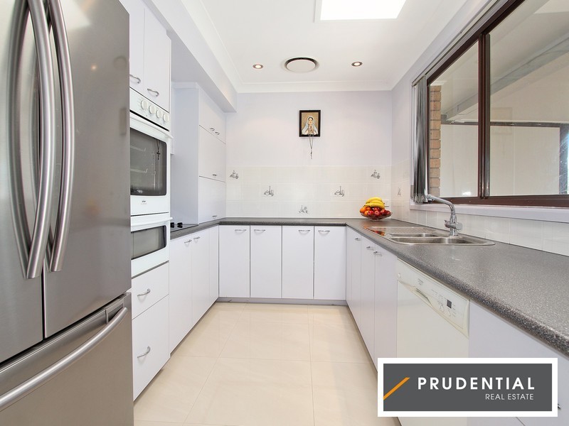 12 Grose Ave, Lurnea NSW 2170