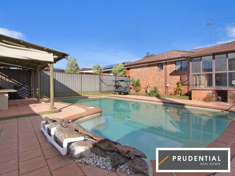 12 Grose Ave, Lurnea NSW 2170