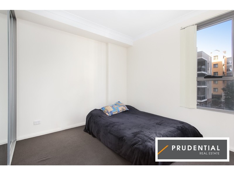 12/1 Browne Parade, Liverpool NSW 2170