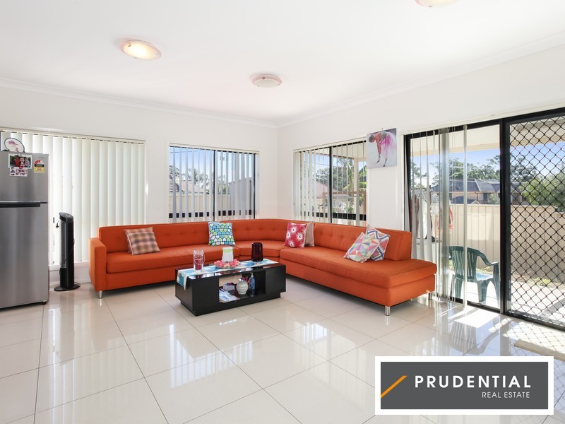 40 McGirr Parade, Warwick Farm NSW 2170