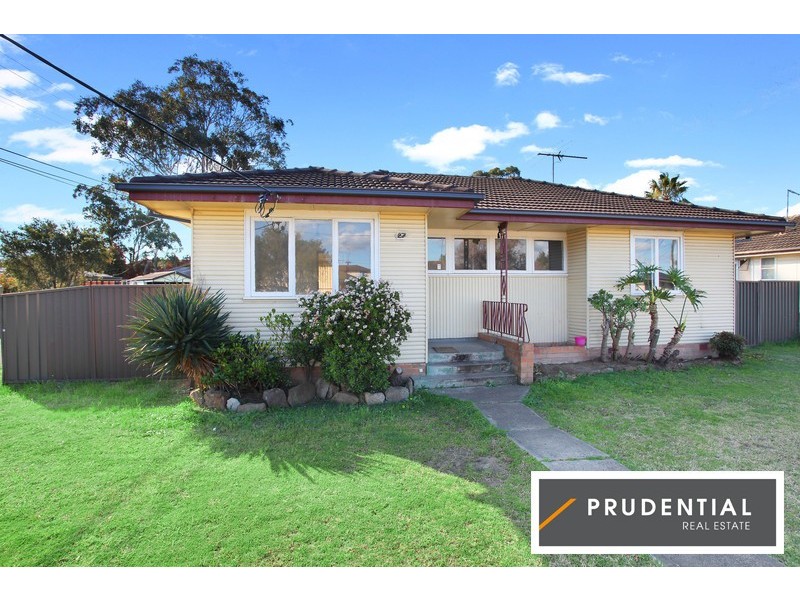 27 Willan Dr, Cartwright NSW 2168