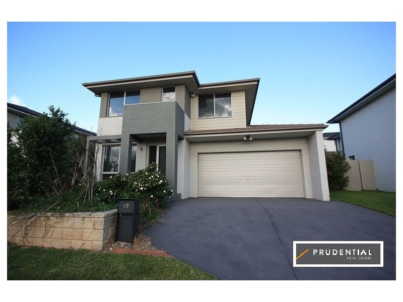47 Northampton Drive, Glenfield NSW 2167
