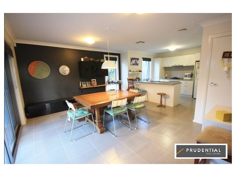 47 Northampton Drive, Glenfield NSW 2167