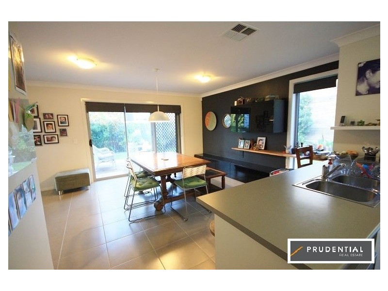 47 Northampton Drive, Glenfield NSW 2167