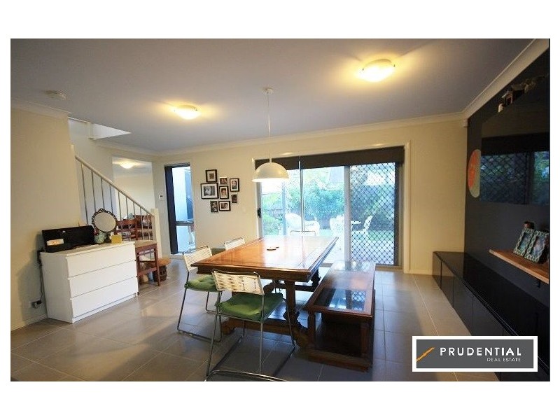 47 Northampton Drive, Glenfield NSW 2167