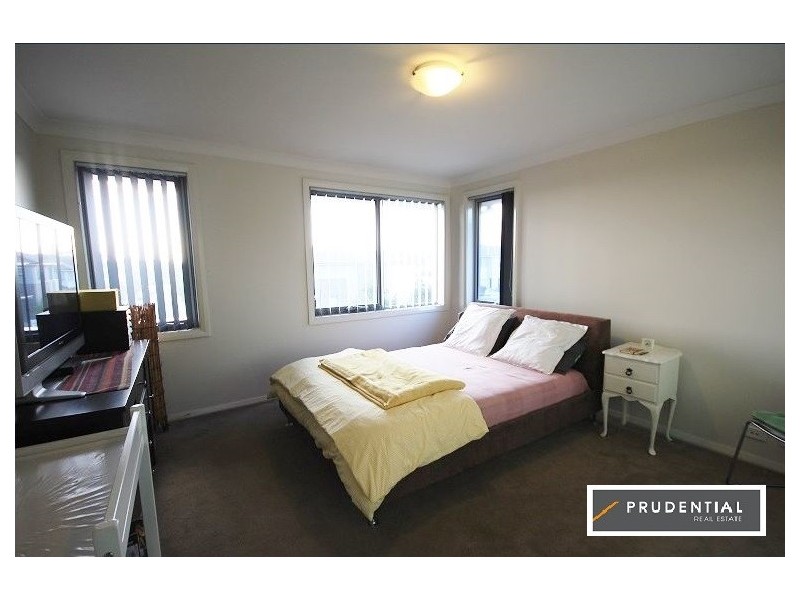 47 Northampton Drive, Glenfield NSW 2167