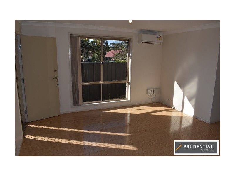 1/10 Maryvale Ave, Liverpool NSW 2170
