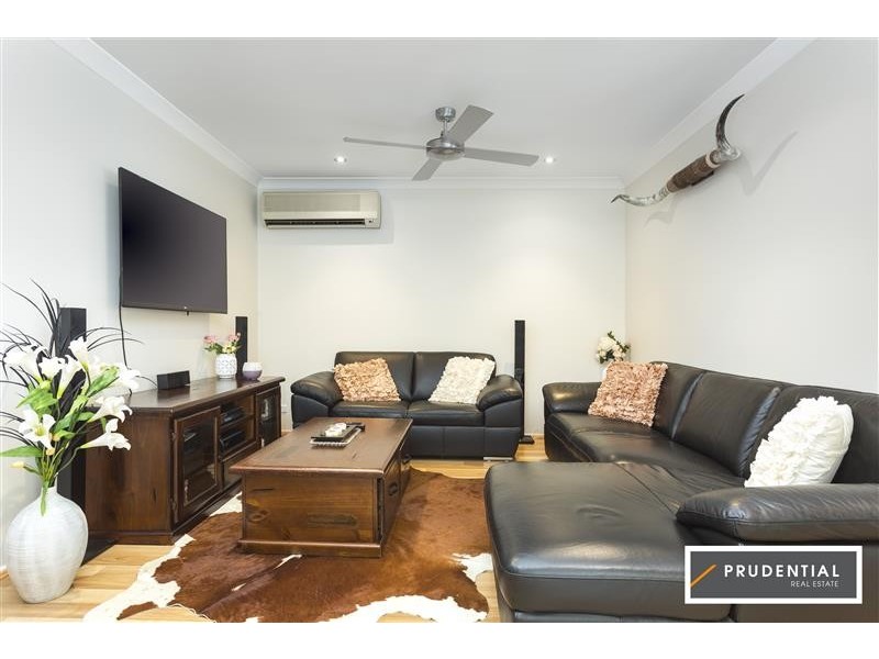 16 Pedder Court, Wattle Grove NSW 2173