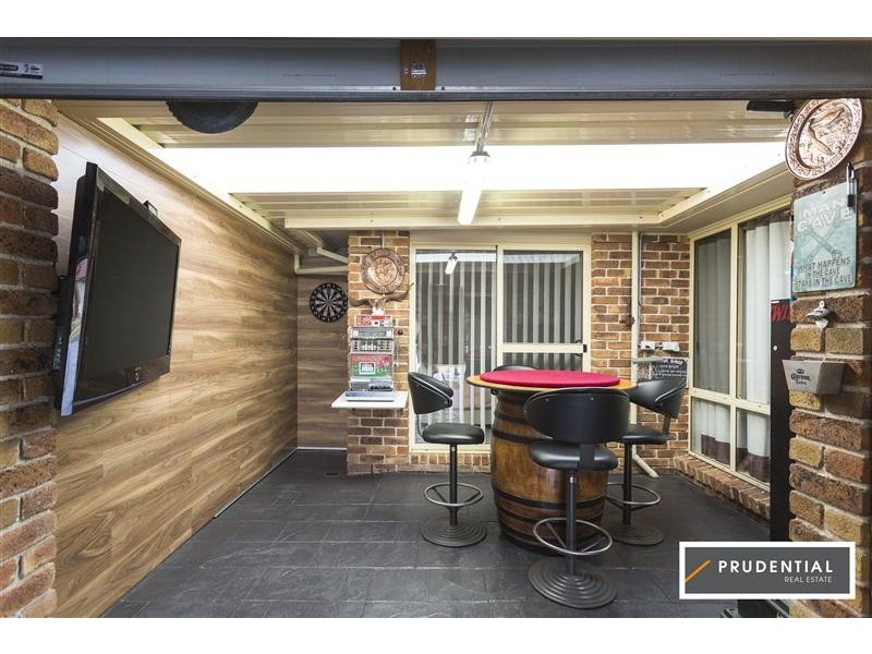 16 Pedder Court, Wattle Grove NSW 2173