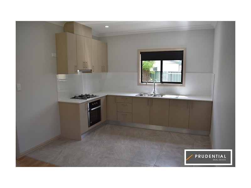 80A Lawrence Hargrave Dr, Warwick Farm NSW 2170