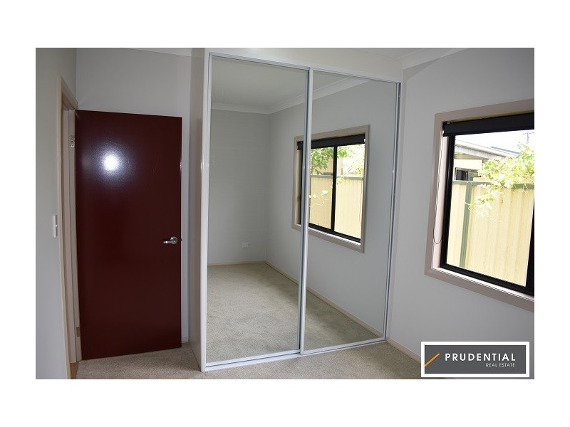 80A Lawrence Hargrave Dr, Warwick Farm NSW 2170