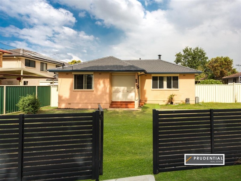 53 Williamson Cres, Warwick Farm NSW 2170