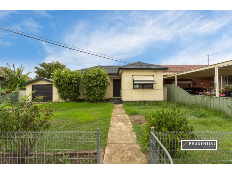 20 Ashcroft Ave, Casula NSW 2170