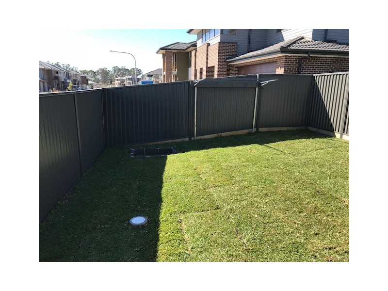 5 Wakeling Drive, Edmondson Park NSW 2174