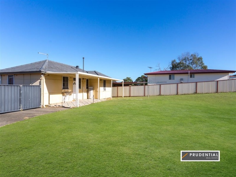 10 Gruner Place, Mount Pritchard NSW 2170