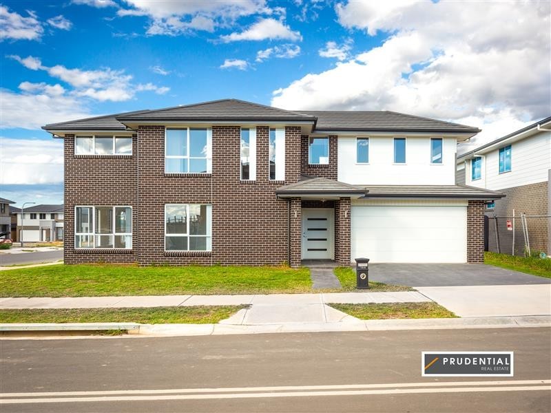 144 Dalmatia Ave, Edmondson Park NSW 2174