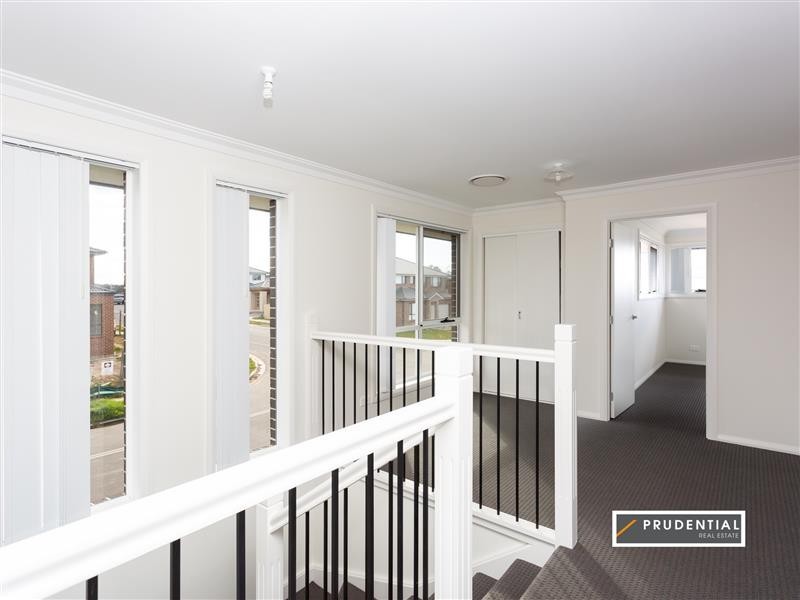 144 Dalmatia Ave, Edmondson Park NSW 2174