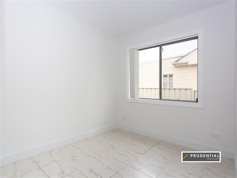 16 Amalfi Street, Lurnea NSW 2170