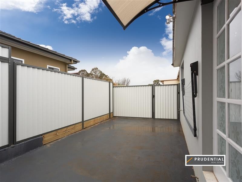 16 Amalfi Street, Lurnea NSW 2170