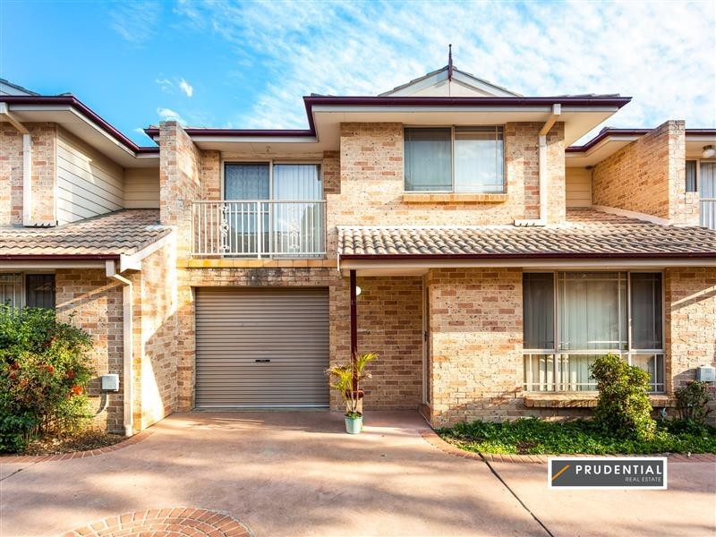 13/2 Calabro Ave, Liverpool NSW 2170