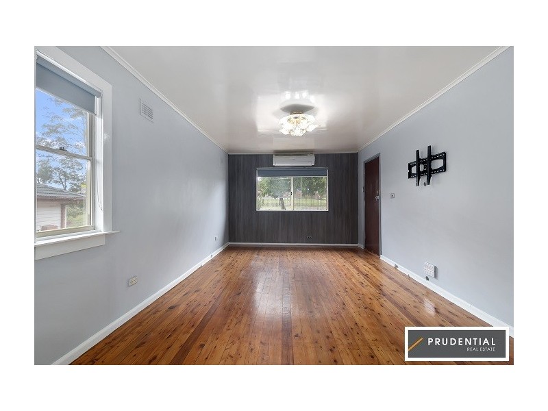 5 Busby Rd, Busby NSW 2168