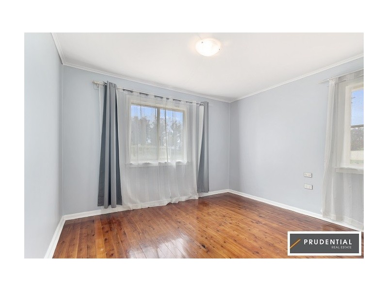 5 Busby Rd, Busby NSW 2168