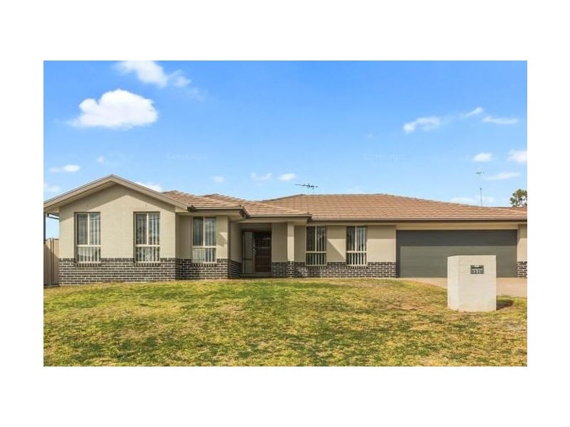 32 Park  Avenue, Tahmoor NSW 2573