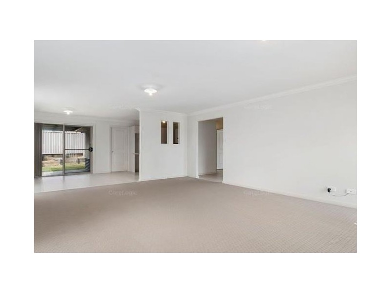 32 Park  Avenue, Tahmoor NSW 2573