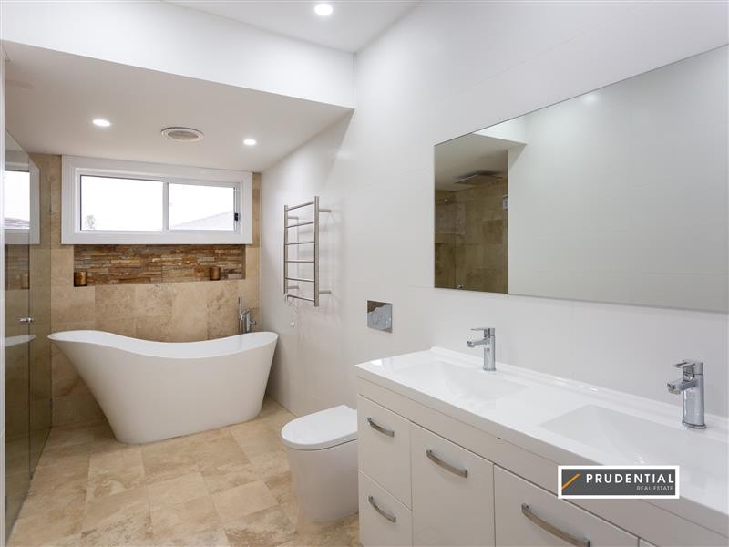 40 Medley Ave, Liverpool NSW 2170