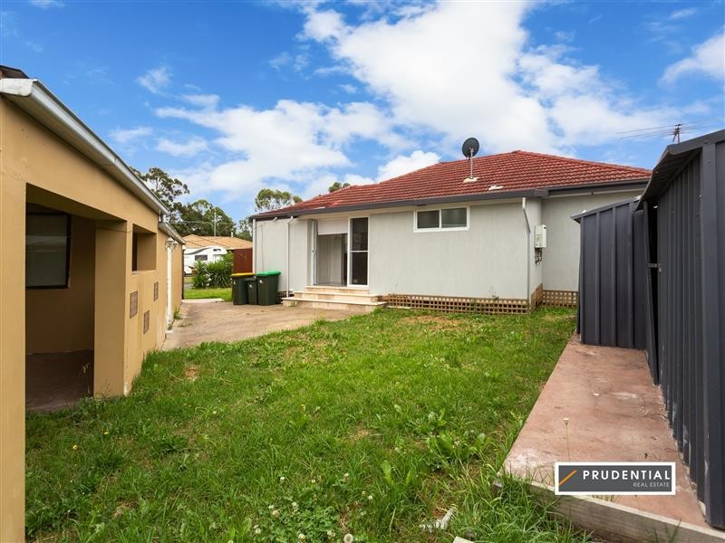 40 Medley Ave, Liverpool NSW 2170