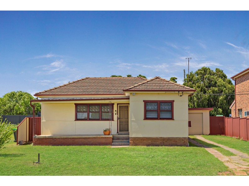 50 Ashcroft Ave, Casula NSW 2170