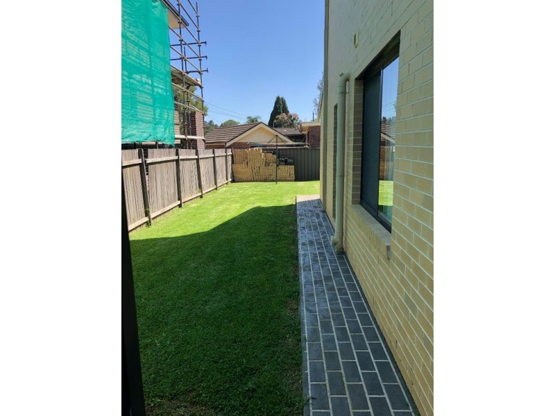 27b Wianamatta Drive, Cartwright NSW 2168